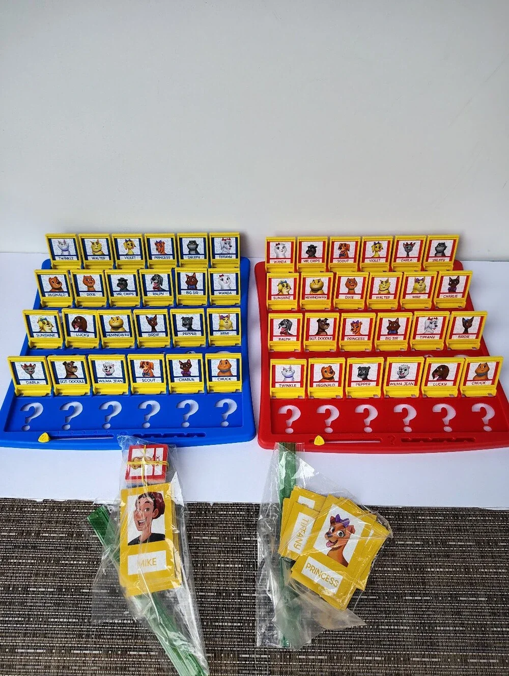 Hasbro Games Guess Who? Board Game People & Pets Cards Original Ages 6+ Complete